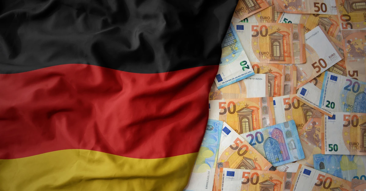 Niemiecki dziennik wzywa rząd do wypłaty pieniędzy Polakom. "Byłyby to emerytury dla 30-50 tys. osób"