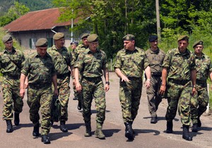 Obilazak dela zadejstvovanih snaga Vojske Srbije