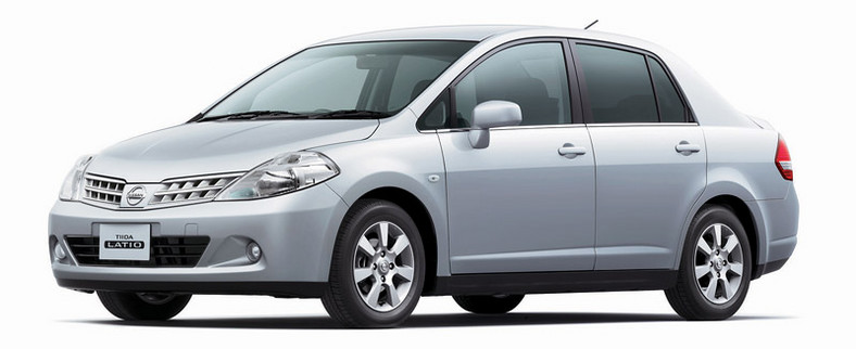 Nissan Tiida – odmłodzony model na rynek japoński