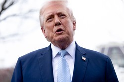 Szybki koniec wojny USA z Iranem? "Błagają o porozumienie"