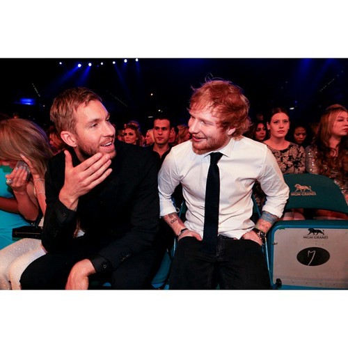 Billboard Music Awards 2015 w obiektywie: Ed Sheeran w towarzystwie Calvina Harrisa