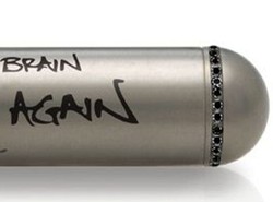 Dave Stewart robi zabawki dla sex-shopów