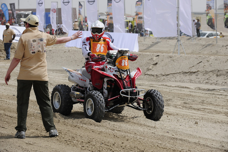 Abu Dhabi Desert Challenge 2010: Rafał Sonik 10. w prologu