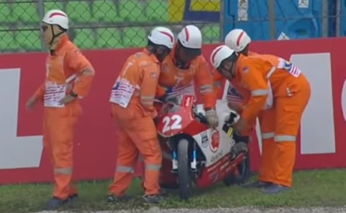 Motocyklista zmarł po wypadku na torze w Sepang [WIDEO]