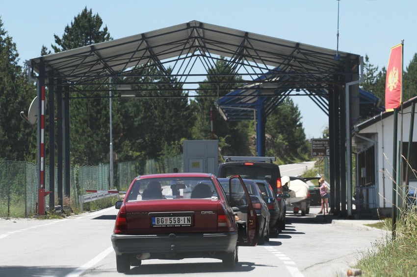 Crna Gora, granica, granični prelaz
