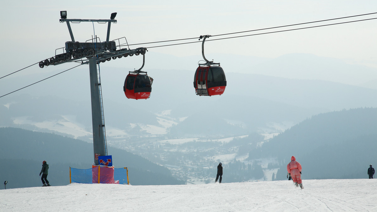 PKLpass to wspólny skipass, który pozwoli na korzystanie ze wszystkich ośrodków Polskich Kolei Linowych, w tym Kasprowego Wierchu, Gubałówki, Jaworzyny Krynickiej i Zawoi Mosornego Gronia.