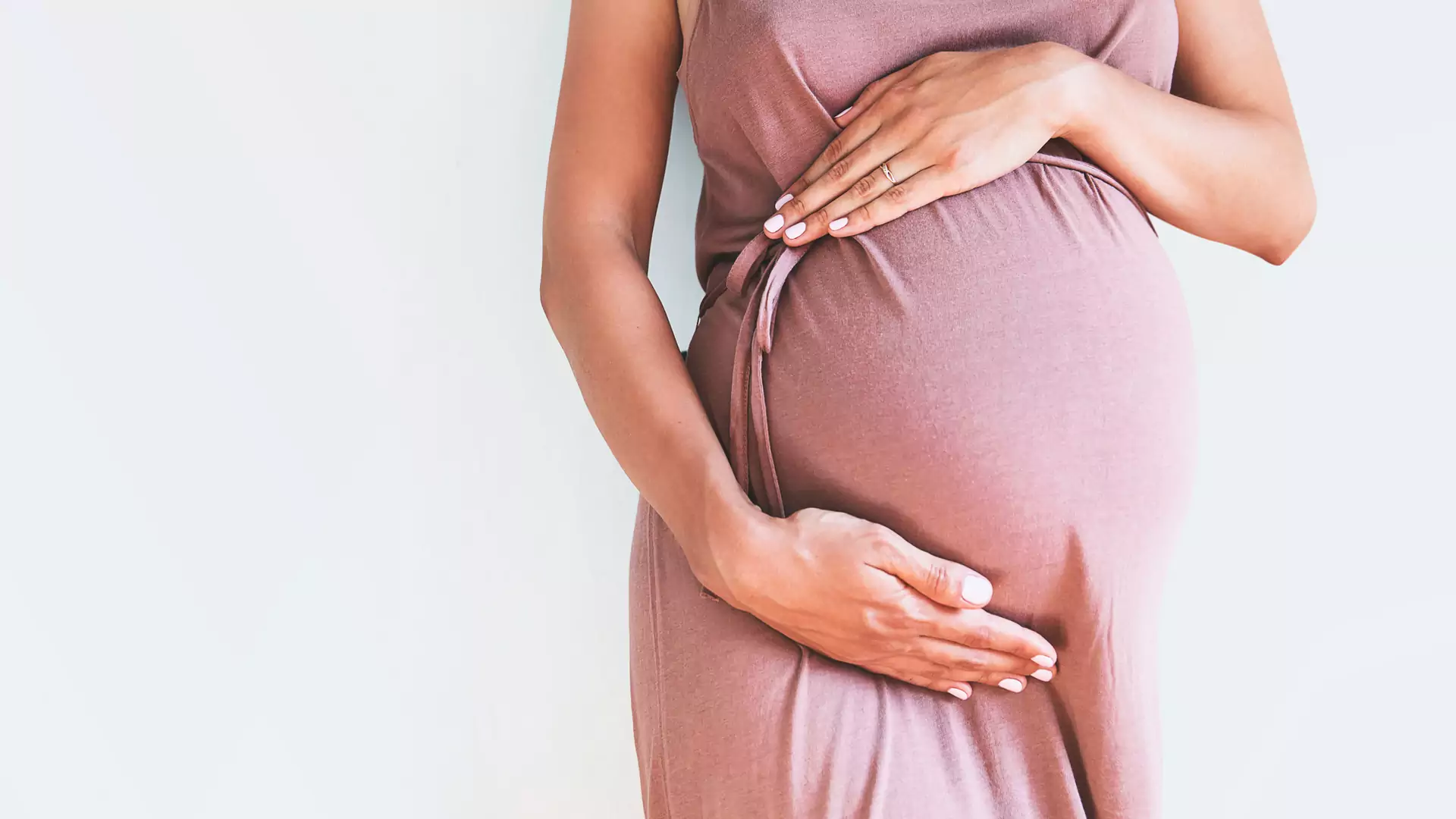 33. tydzień ciąży: rozwój dziecka, dolegliwości, proces ciąży
