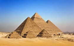 Piramida Cheopsa odsłania nową tajemnicę. Naukowcy odkryli zagadkowe pomieszczenia