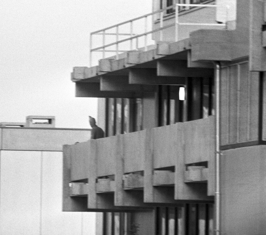 Terorista na balkonu izraelskog tima u Olimpijskom selu