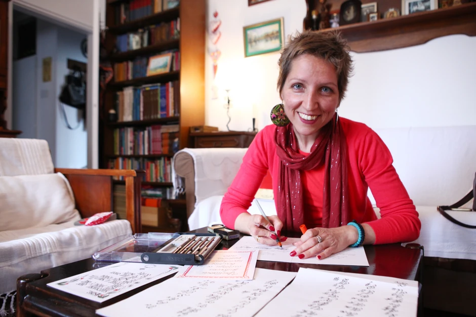 Samo u prvom kontingentu napisala je 2.500 pozivnica