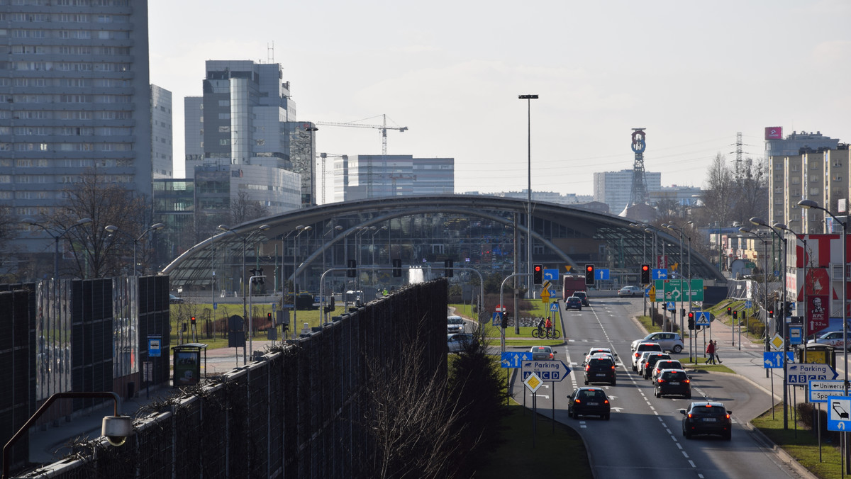 1589 katowiczan wzięło udział w konsultacjach dotyczących wejścia Katowic do metropolii śląsko-zagłębiowskiej. Aż 94 proc. osób, które wzięły udział w badaniu, jest "za" obecnością stolicy aglomeracji w tworzonym związku metropolitalnym.