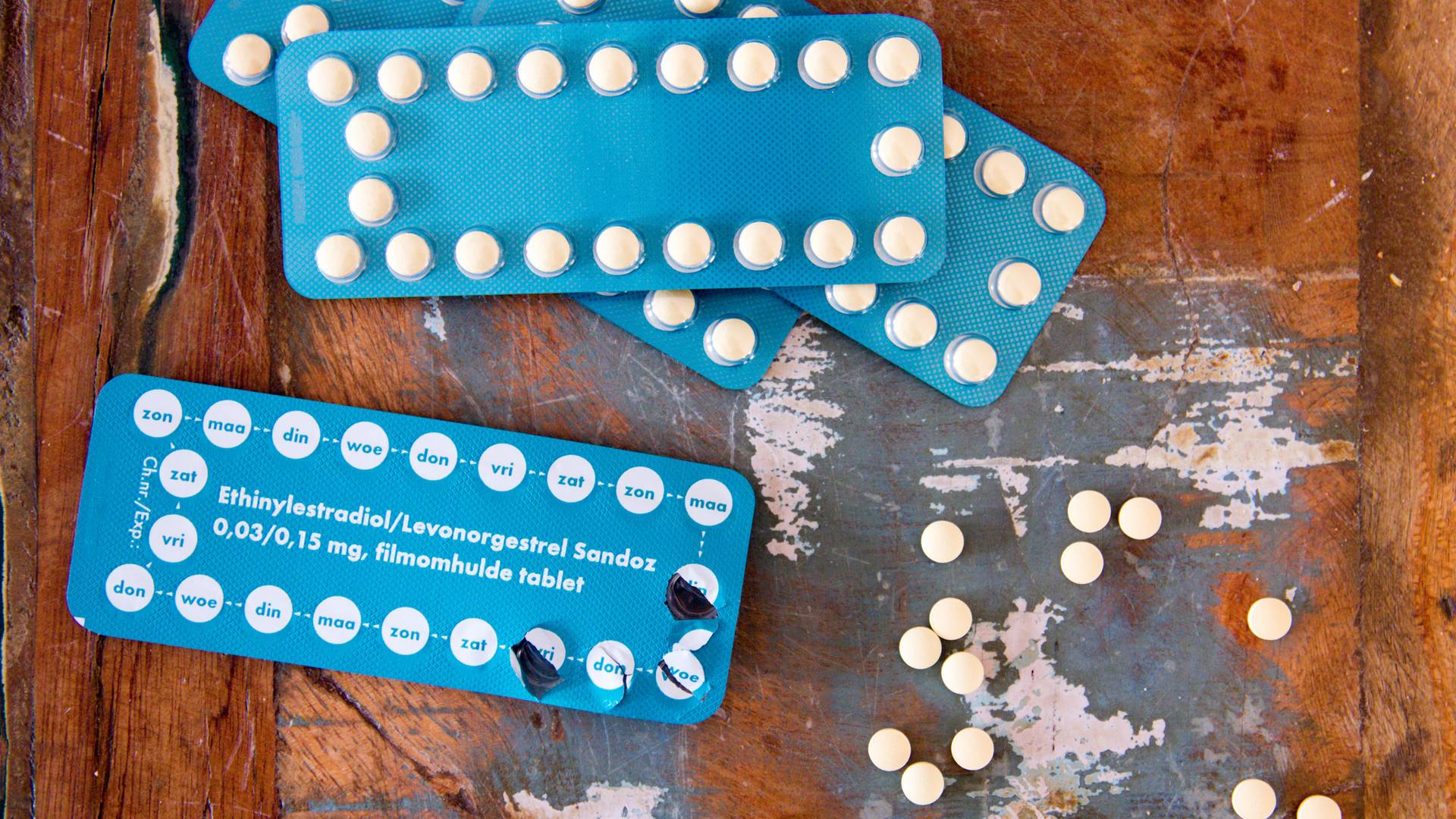 Tabletki antykoncepcyjne - wszystko, co powinnaś wiedzieć o hormonalnej ingerencji w pracę Twojego ciała