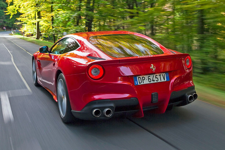 Ferrari F12 Berlinetta - Leonardo Bonucci