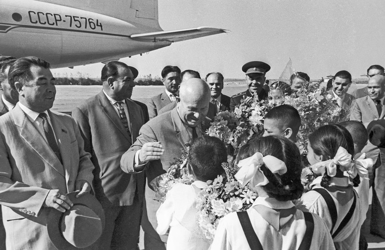 Lider ZSRR Nikita Chruszczow podczas wizyty w radzieckiej republice Turkmenistanu, 1962 r.