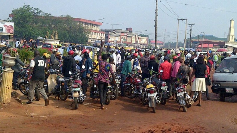 Commercial motorcyclists invade Government House Calabar with corpse