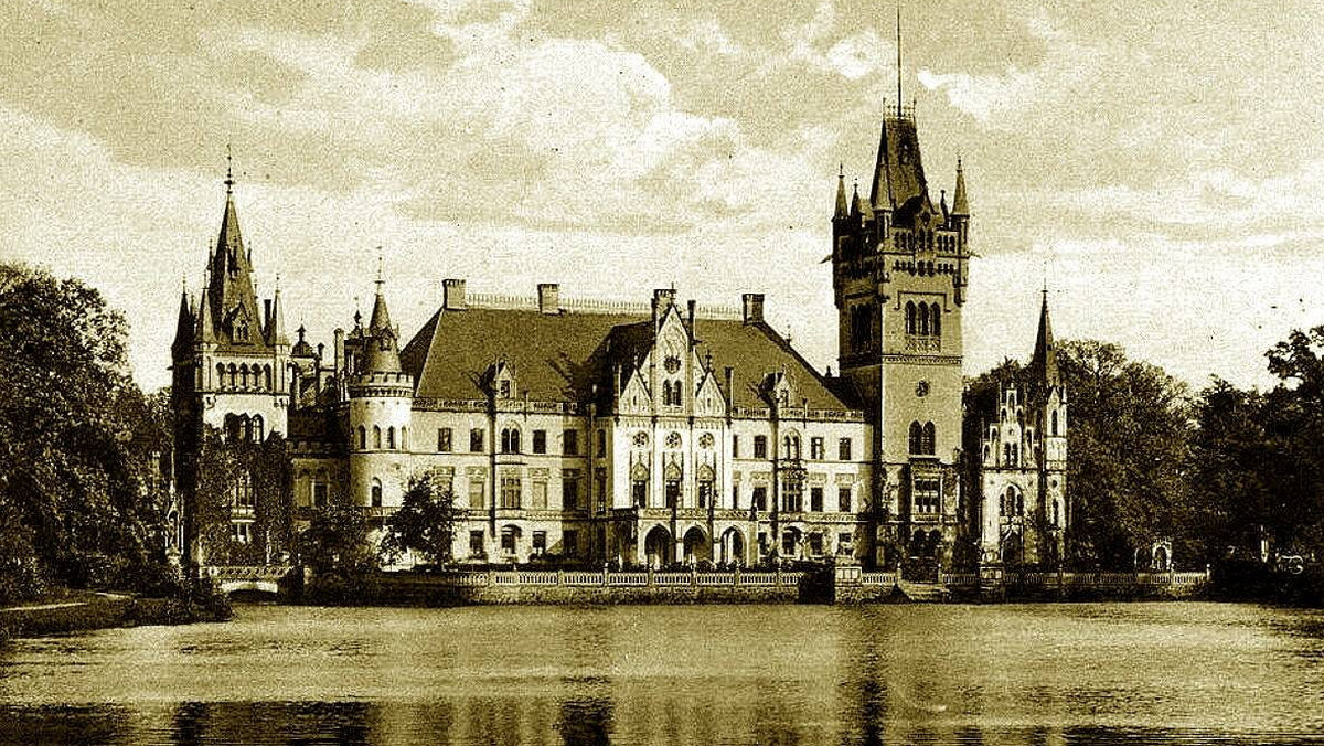 Pałac w Kopicach