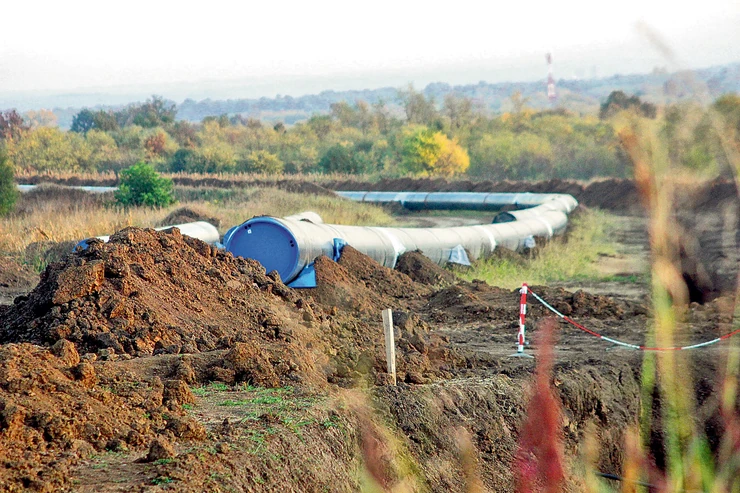 Užas u Rusiji: Erdogan dolazi na otvaranje Turskog toka Qs4k9lLaHR0cDovL29jZG4uZXUvaW1hZ2VzL3B1bHNjbXMvWm1VN01EQV8vNzAwNTBiODUzOWUxNjI2NjExYmRiMTFlYjRhZTYzNTIuanBnkZMCzQLkAIEABQ