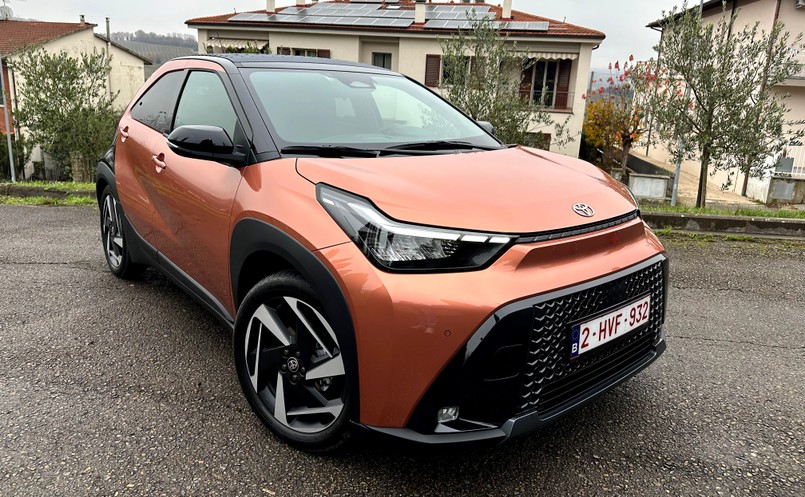 Nowa Toyota Aygo X Hybrid
