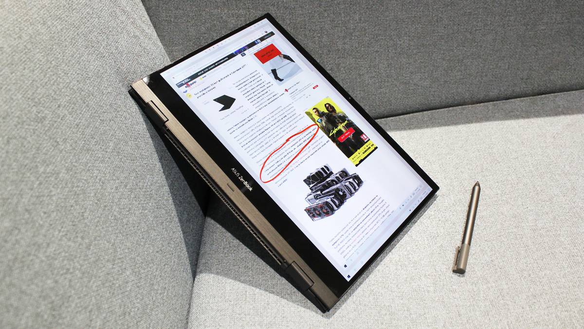 Asus ZenBook Flip S (UX371EA) – konwertowalny laptop umożlia wygodne przeglądanie internetu i zaznaczanie ciekawych fragmentów