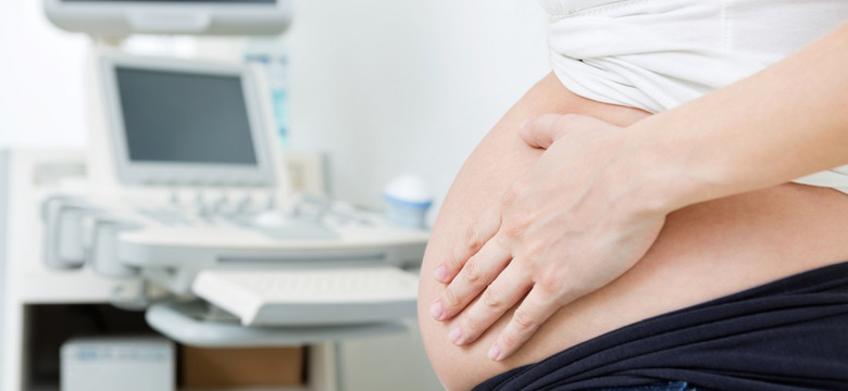 Nowe standardy opieki nad kobietą w ciąży z powikłaniami