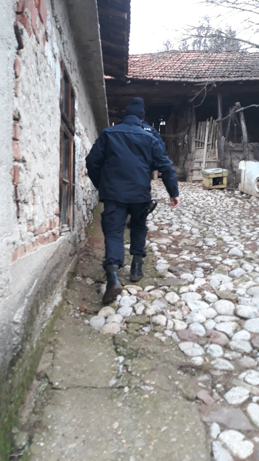 Potraga i u dvorištu susedne kuće