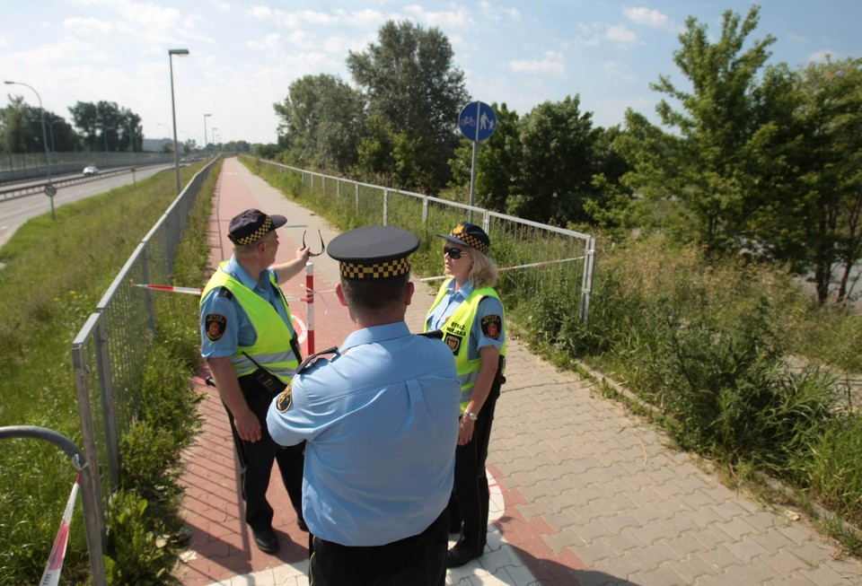 WARSZAWA POWÓDŹ WAŁ MIEDZESZYŃSKI