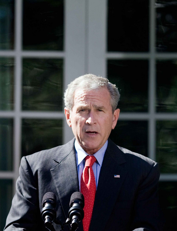 Ustępujący prezydent Stanów Zjednoczonych George W. Bush nazwał wolne rynki "najlepszą drogą do dobrobytu na całym świecie". Fot. PAP