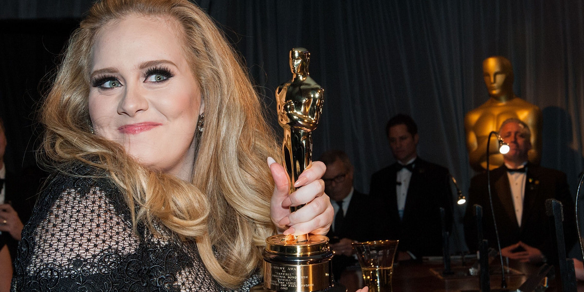 Adele skończyła 33 lata i pokazała, jak teraz wygląda