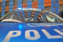 Wjechał w grupę pieszych i uciekł. Teraz trafił do aresztu