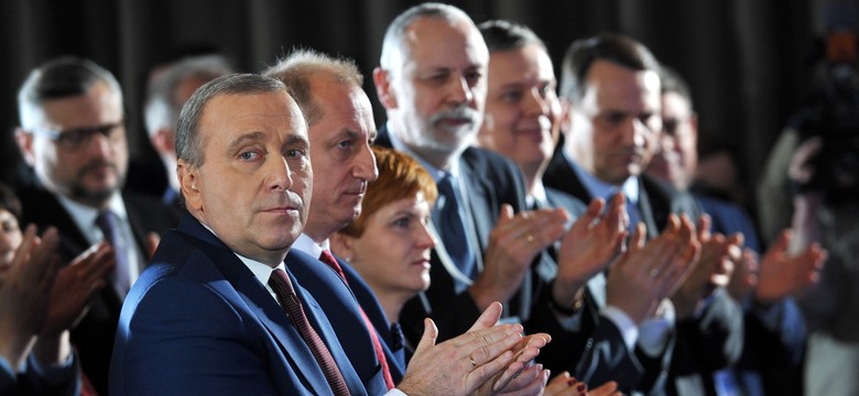 PO obraduje nad strategią. Schetyna zapowiada: Będziemy opozycją totalną