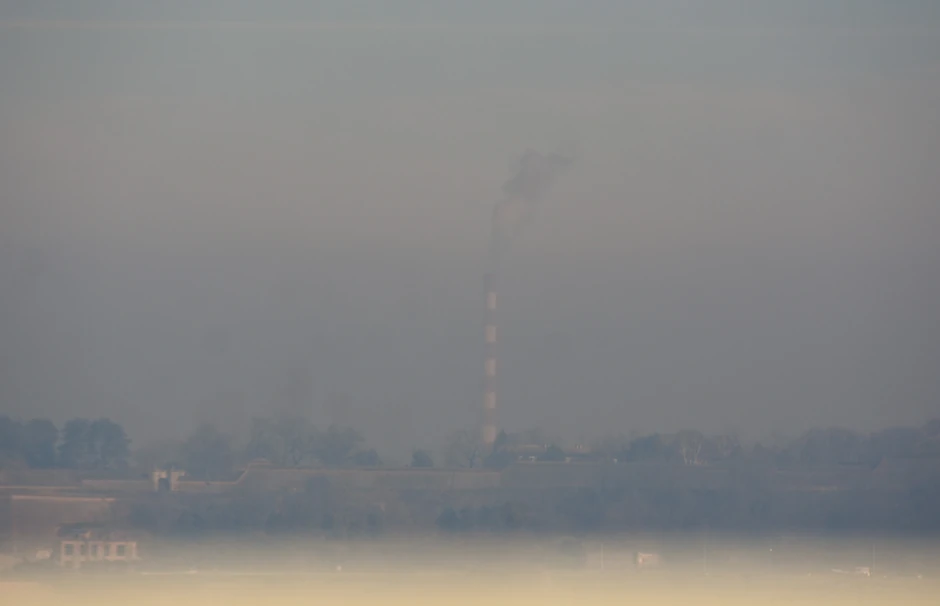 Tu je negde i grad... Pogeld na zagađen Novi Sad