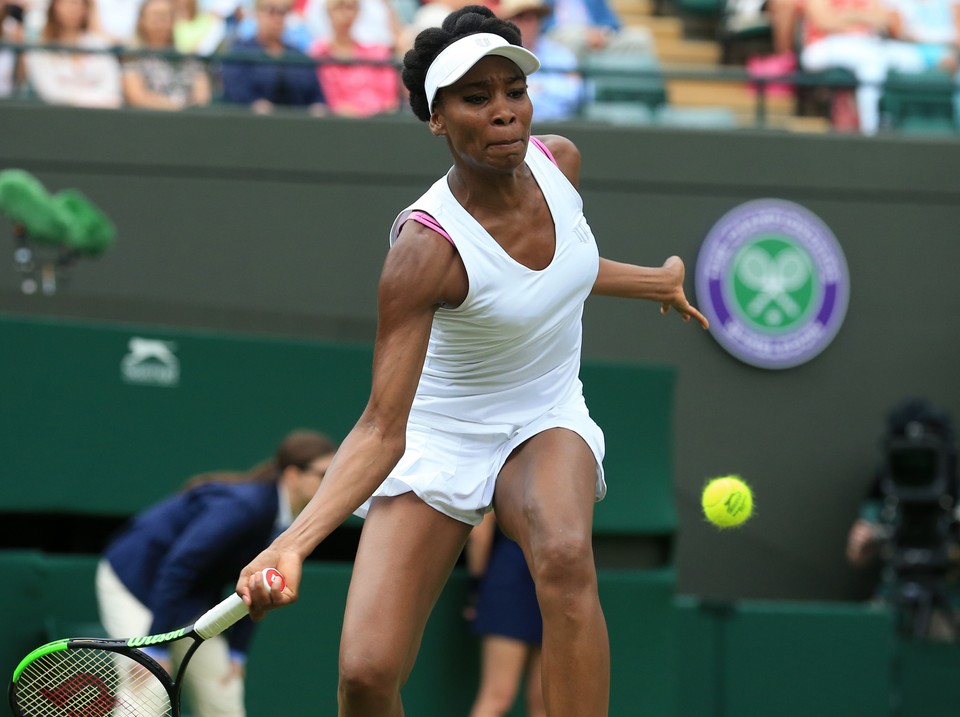 Różowy biustonosz Venus Williams