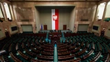 Wielki powrót PiS? Partia Kaczyńskiego rośnie w siłę, KO traci szansę na rząd [NOWY SONDAŻ]