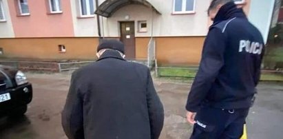 91-latek stał i płakał przed bankomatem. Policjant okazał mu serce