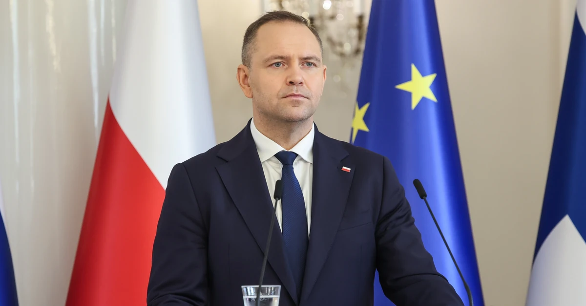 Prezydent Nawrocki zwołuje odprawę z Tuskiem. Polska reaguje na atak dronów