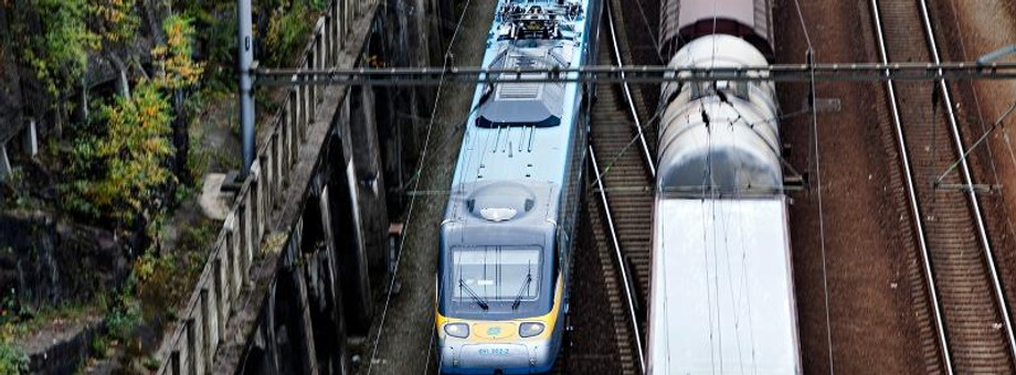 Pociąg Pendolino (z lewej), fot. Martin Sterba PAP/CTK 