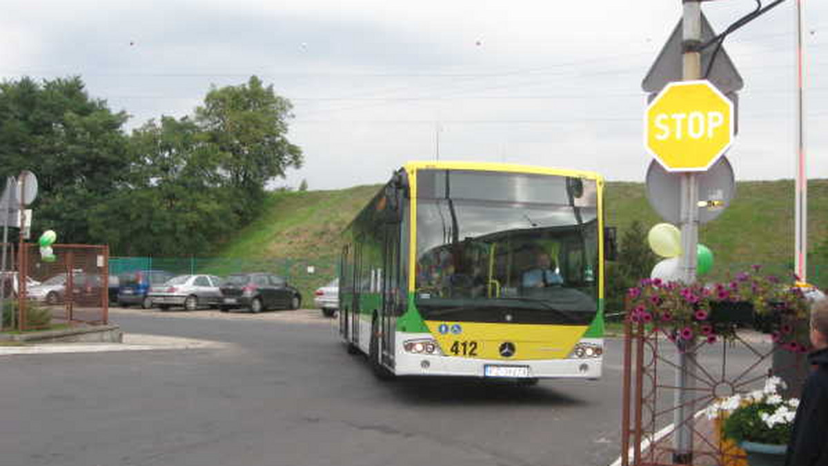 Na wniosek mieszkańców Zielonej Góry od 1 grudnia autobus linii nr 11 będzie kursował na zmienionej trasie. Zyskają na tym przede wszystkim studenci. Na trzech kolejnych liniach wprowadza się zmiany w godzinach odjazdów.