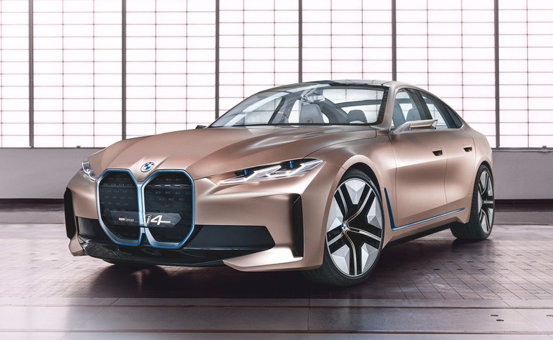 BMW i4