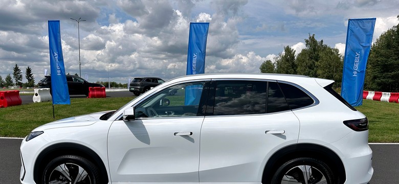 Nowy SUV trzęsie rynkiem. Cena? Taksówkarze biorą w ciemno