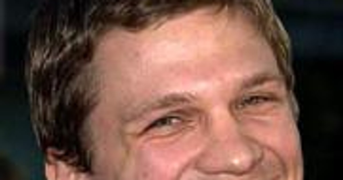 Marc Blucas dołącza do córki prezydenta Film