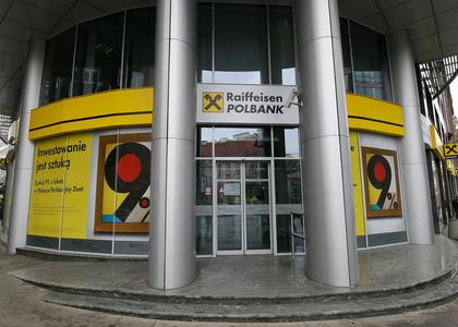 KNF chce by Raiffeisen Polbank zadebiutował do maja 2018 roku na giełdzie -  Inwestowanie - Forbes.pl