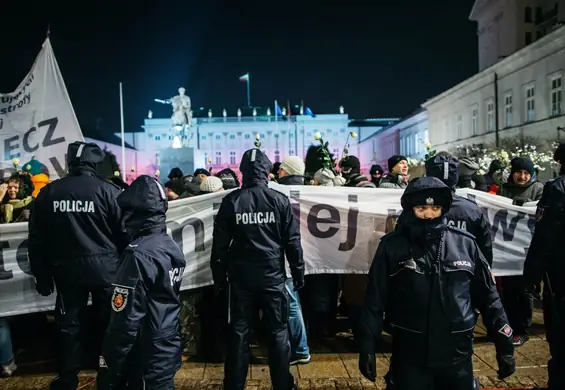 Obchody rocznicy smoleńskiej vs kontrmiesięcznica. Polska znów się podzieli