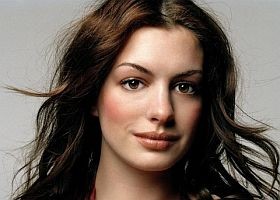 no-anne-hathaway-d00000EF5a2026e075761