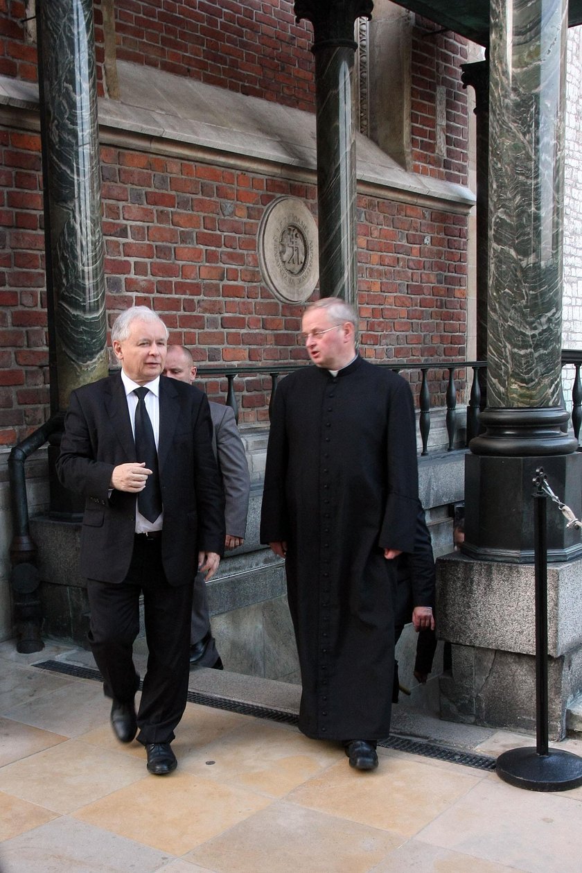 Jarosław Kaczyński i ks. prałat Zdzisław Sochacki