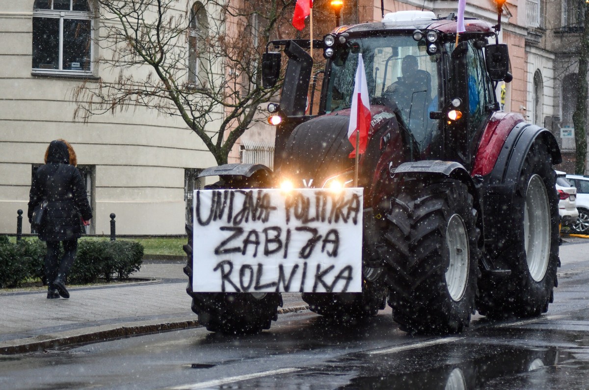 Polska utrzymuje embargo na ukraińskie produkty. Rzecznik KE: "nie ma uzasadnienia"