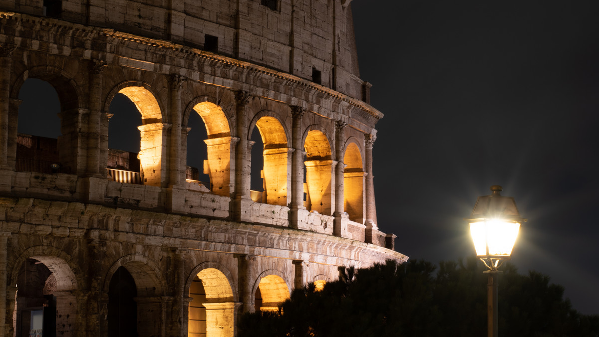 Włochy: Koloseum ma nowe oświetlenie