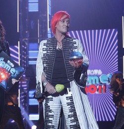 Wojna gwiazd na Facebooku. Nie przebierają w słowach!