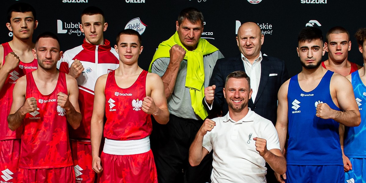 Andrzej Gołota wśród uczestników gali Suzuki Boxing Night w Dobczycach.