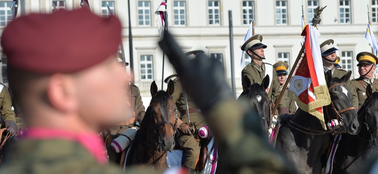 Elitarne przedwojenne wojsko. Kawalerzyści defilowali w Warszawie