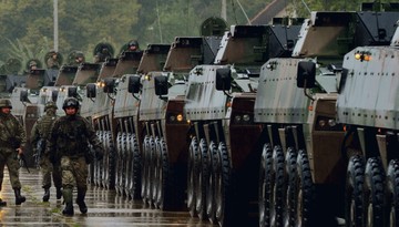 Wzmożony ruch wojsk na terenie całego kraju. Armia apeluje o ostrożność